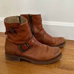 Veronica Short Frye Boots